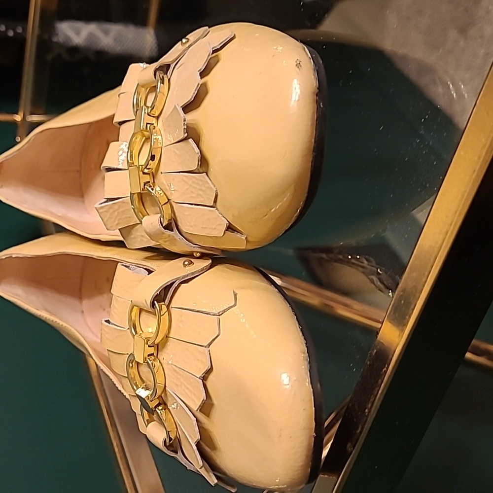 KATE SPADE patent leather Karen tuxedo cream loafers - Picture 4 of 9